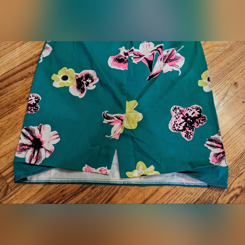 J. Crew Tropical Floral The Pencil Skirt sz 8 - Picture 11 of 11